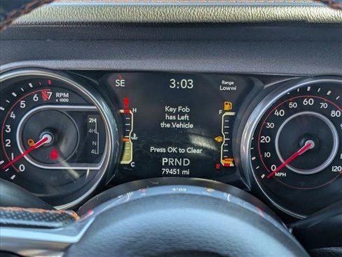 Used 2021 Jeep Gladiator Mojave AWD/4WD image 11