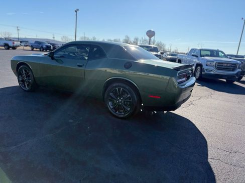 Used 2022 Dodge Challenger SXT w/ Blacktop Package image 27