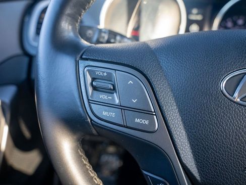 Used 2016 Hyundai Santa Fe Limited image 22