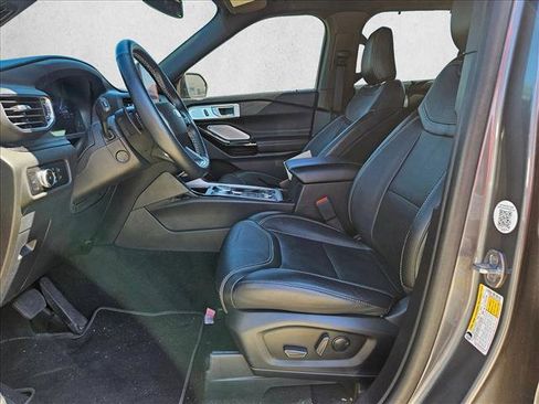 Used 2023 Ford Explorer ST w/ Equipment Group 401A image 14