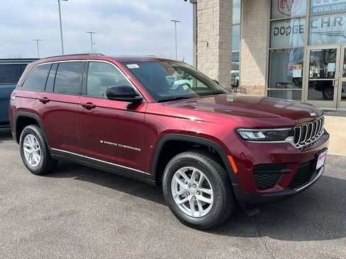 New 2026 Jeep Grand Cherokee Laredo X AWD/4WD image 2