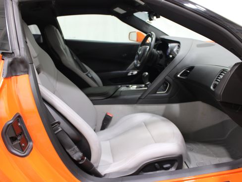 Used 2019 Chevrolet Corvette Stingray Coupe w/ LPO, Stingray Logo Package RWD image 23