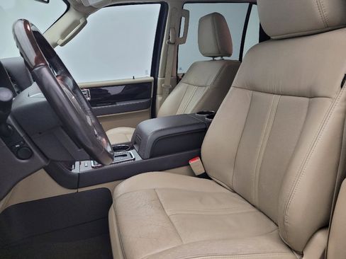 Used 2015 Lincoln Navigator 4WD w/ Equipment Group 101A Reserve image 17