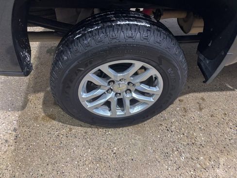 Used 2019 Chevrolet Silverado 1500 LT w/ All-Star Edition image 10