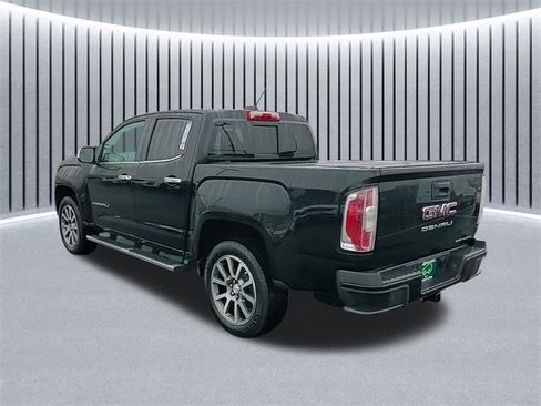 Certified 2022 GMC Canyon Denali image 8