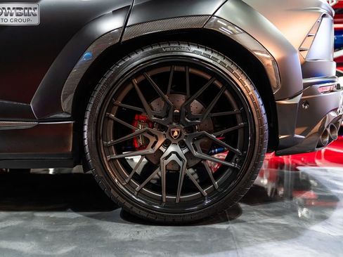 Used 2020 Lamborghini Urus AWD/4WD image 43