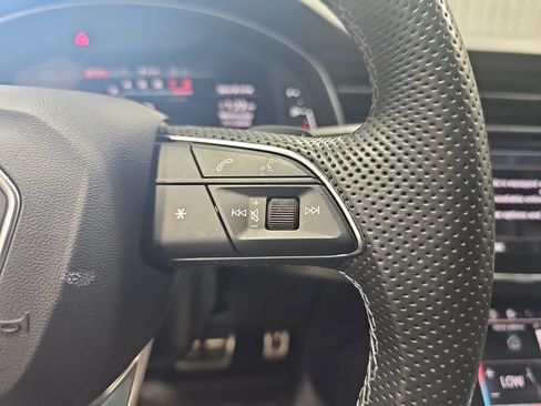 Used 2024 Audi SQ7 Prestige AWD/4WD image 18