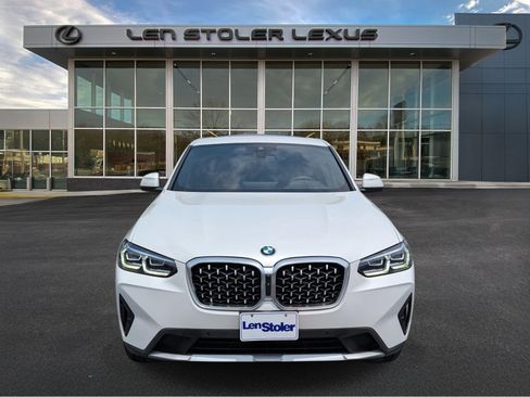 Used 2024 BMW X4 xDrive30i w/ Parking Assistance Package AWD/4WD image 8
