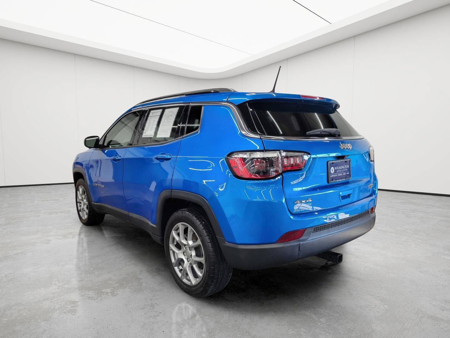 Used 2022 Jeep Compass Latitude AWD/4WD image 33