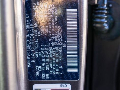 Certified 2024 Kia Sorento SX Prestige image 41