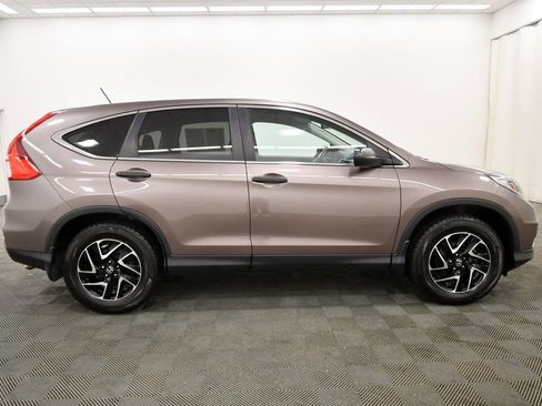 Used 2016 Honda CR-V SE image 9