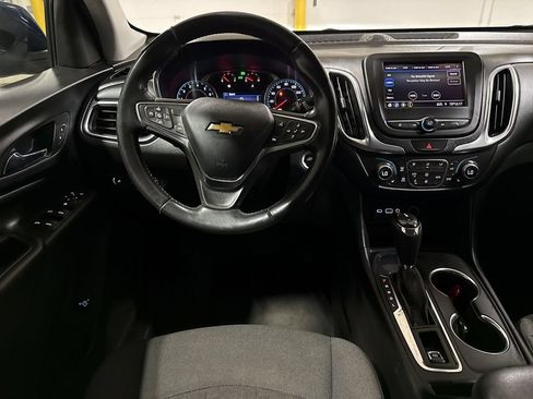 Used 2021 Chevrolet Equinox LT w/ Driver Convenience Package FWD image 11