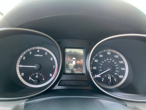 Used 2018 Hyundai Santa Fe SE FWD image 13