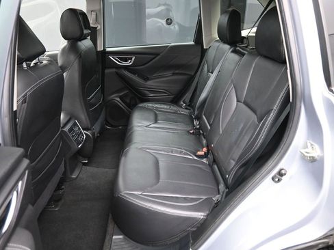 Used 2021 Subaru Forester Limited image 21