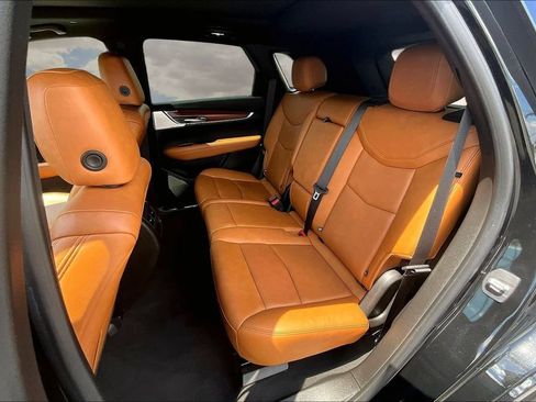 Certified 2023 Cadillac XT5 Premium Luxury AWD/4WD image 22