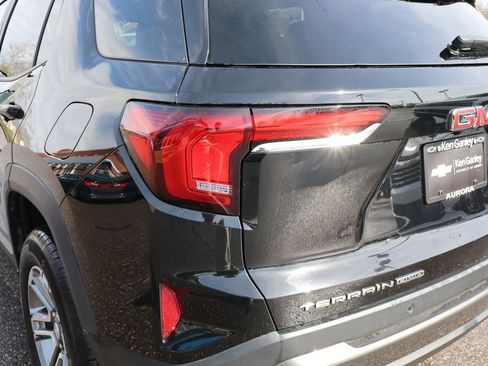 Used 2025 GMC Terrain Elevation image 26
