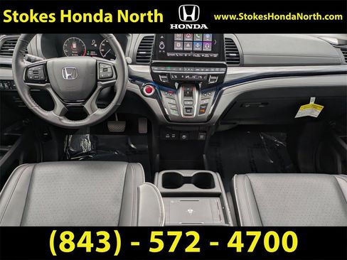 Certified 2025 Honda Odyssey Elite image 17