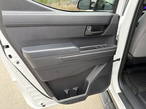 Used 2024 Toyota Tacoma SR5 image 21