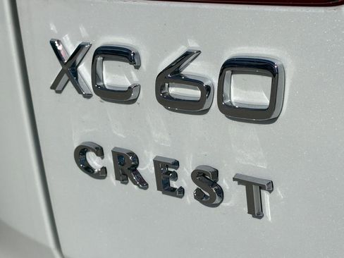 New 2026 Volvo XC60 B5 Plus w/ Protection Package Premier image 9