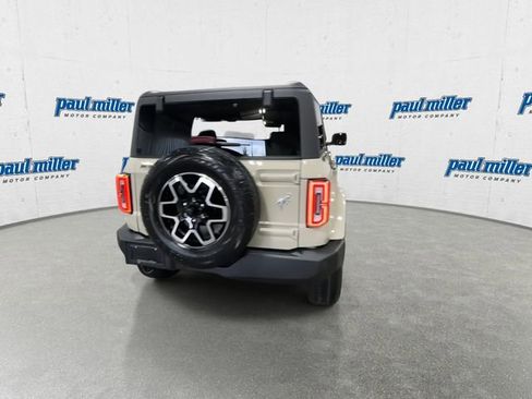 Used 2025 Ford Bronco Outer Banks AWD/4WD image 10