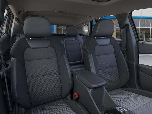 New 2026 Chevrolet Trax LT w/ Sunroof Package FWD image 16