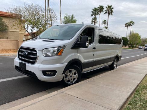 Used 2020 Ford Transit 350 XLT image 3