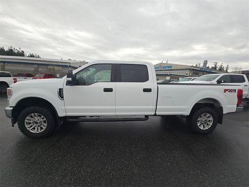 Used 2022 Ford F350 XLT w/ XLT Value Package image 7