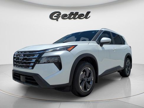 Certified 2025 Nissan Rogue SV w/ SV Premium Package FWD image 1