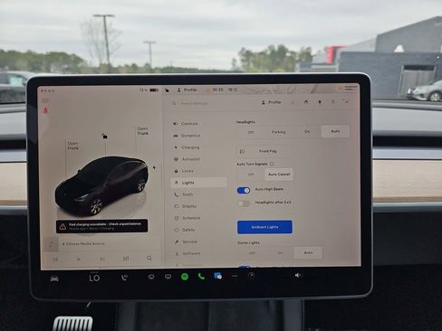 Used 2023 Tesla Model Y Long Range AWD/4WD image 31