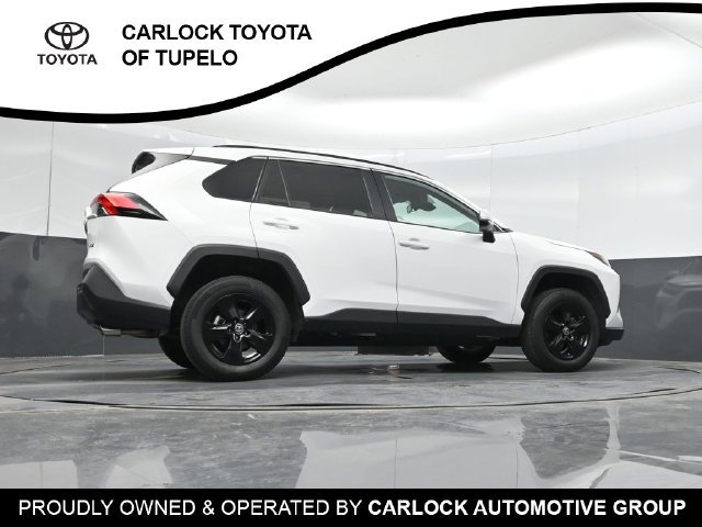 Used 2024 Toyota RAV4 XLE FWD image 43