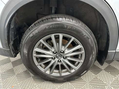 Used 2021 MAZDA CX-5 Touring image 18