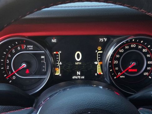 Used 2019 Jeep Wrangler Unlimited Rubicon image 27