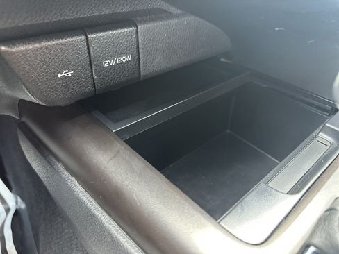 Used 2024 Toyota Camry SE FWD image 15