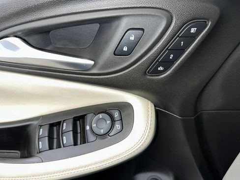 Certified 2024 Buick Encore GX Avenir w/ Avenir Convenience Package image 8