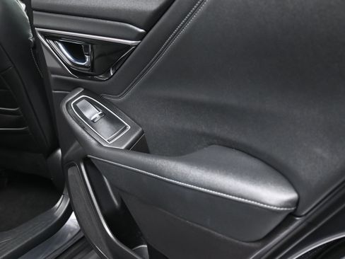 Used 2023 Subaru Outback Limited image 25