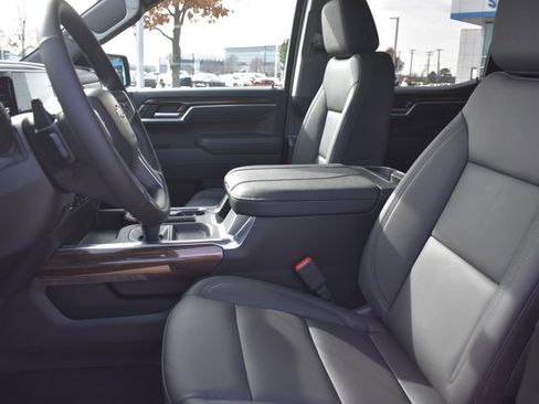 New 2026 Chevrolet Silverado 1500 LT w/ All Star Edition Plus image 16