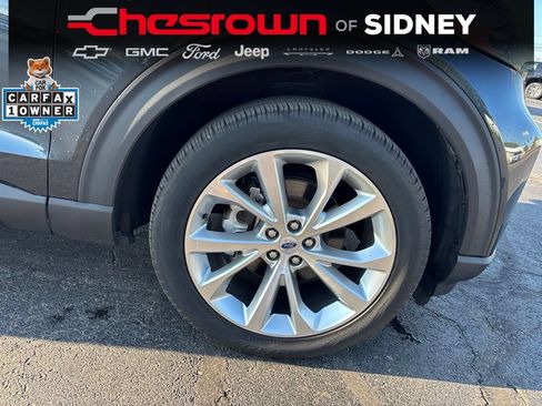 Used 2023 Ford Explorer Platinum w/ Technology Package AWD/4WD image 12