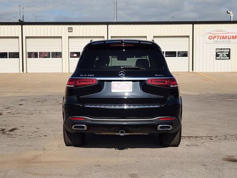 Used 2023 Mercedes-Benz GLS 450 4MATIC image 8