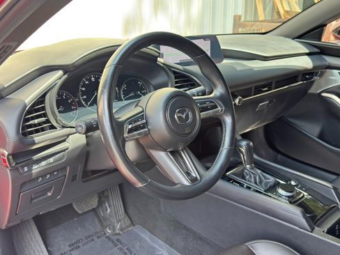 Used 2023 MAZDA MAZDA3 Hatchback w/Premium Plus Pkg AWD/4WD image 13