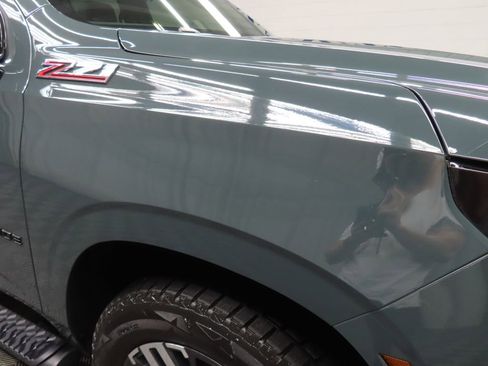 Used 2026 Chevrolet Tahoe Z71 w/ Comfort Package AWD/4WD image 43