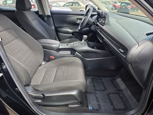 Used 2023 Honda HR-V LX image 10
