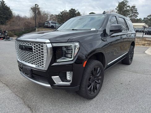 Used 2021 GMC Yukon Denali w/ Denali Premium Package image 1