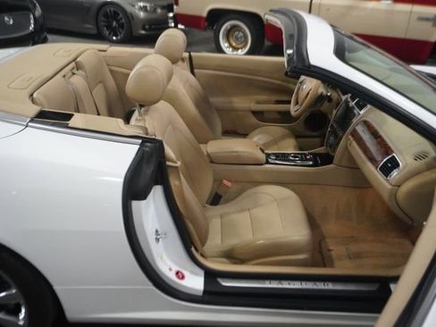 Used 2012 Jaguar XK Convertible image 28