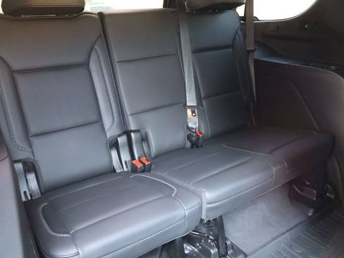 Used 2021 GMC Yukon Denali w/ Denali Ultimate Package AWD/4WD image 20