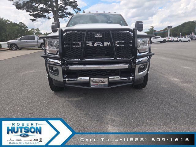 New 2024 RAM 4500 Tradesman w/ Chrome Appearance Group AWD/4WD image 3