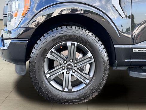 Used 2023 Ford F150 Lariat w/ Max Trailer Tow Package AWD/4WD image 46