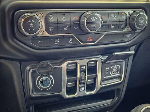 Certified 2021 Jeep Wrangler Unlimited Sport AWD/4WD image 23