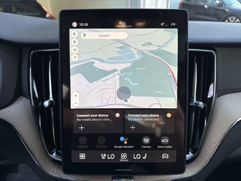 New 2026 Volvo XC60 B5 Plus w/ Protection Package Premier image 9