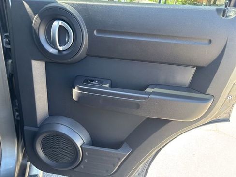 Used 2011 Dodge Nitro Heat w/ Popular Equipment Group AWD/4WD image 28