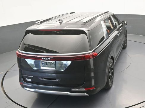 Used 2022 Kia Carnival SX FWD image 59
